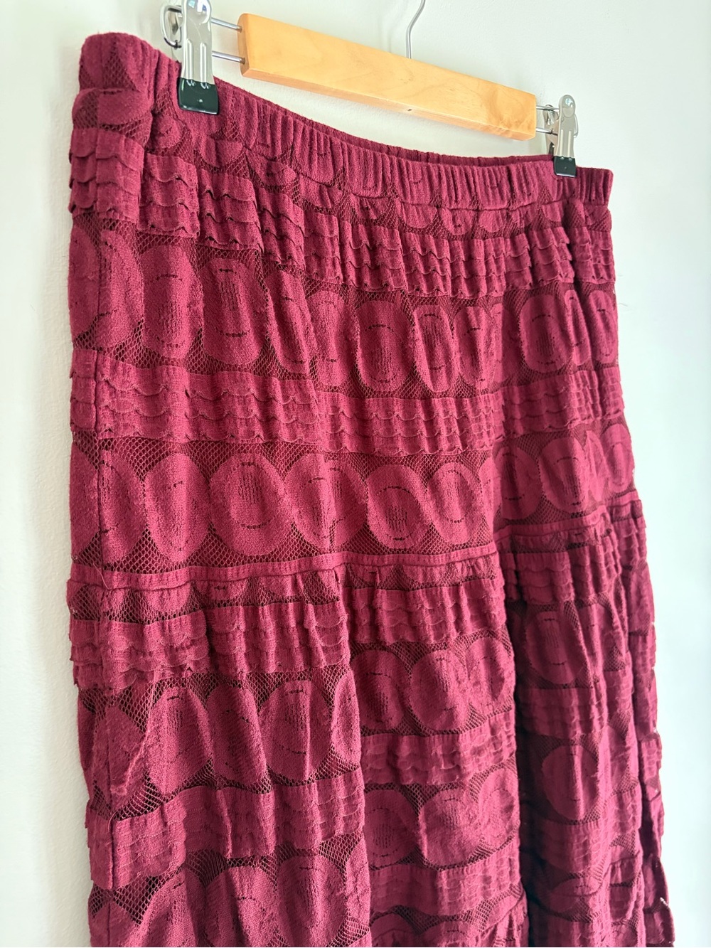 Sundance Burgundy Cotton Blend Tiered Lace Overlay Midi Skirt Size M - Picture 2 of 6